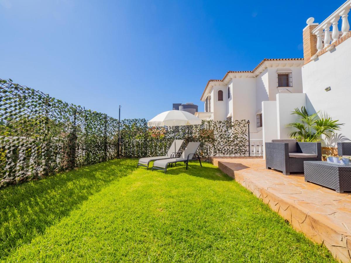 Cubo'S Hostal William'S Sunny 5 With Breakfast Torre de Benagalbon Exterior foto
